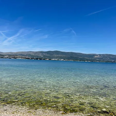 Zlato 70m From Beach! Apartment