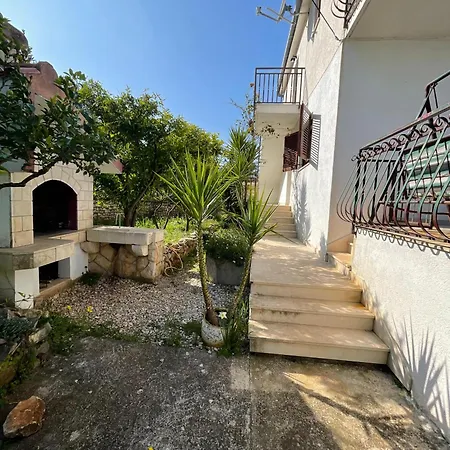 Apartment Zlato 70m From Beach! Trogir
