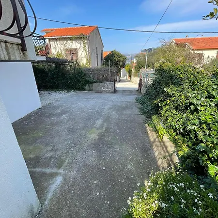 Apartment Zlato 70m From Beach! Trogir