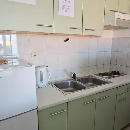 Zlato 70m From Beach! Apartment Trogir
