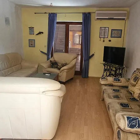 Apartment Zlato 70m From Beach! Trogir